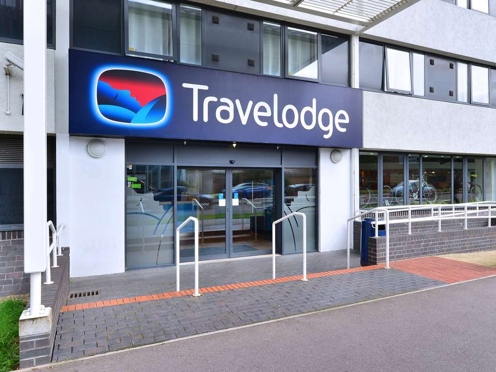 Travelodge Swindon Central Dış mekan fotoğraf